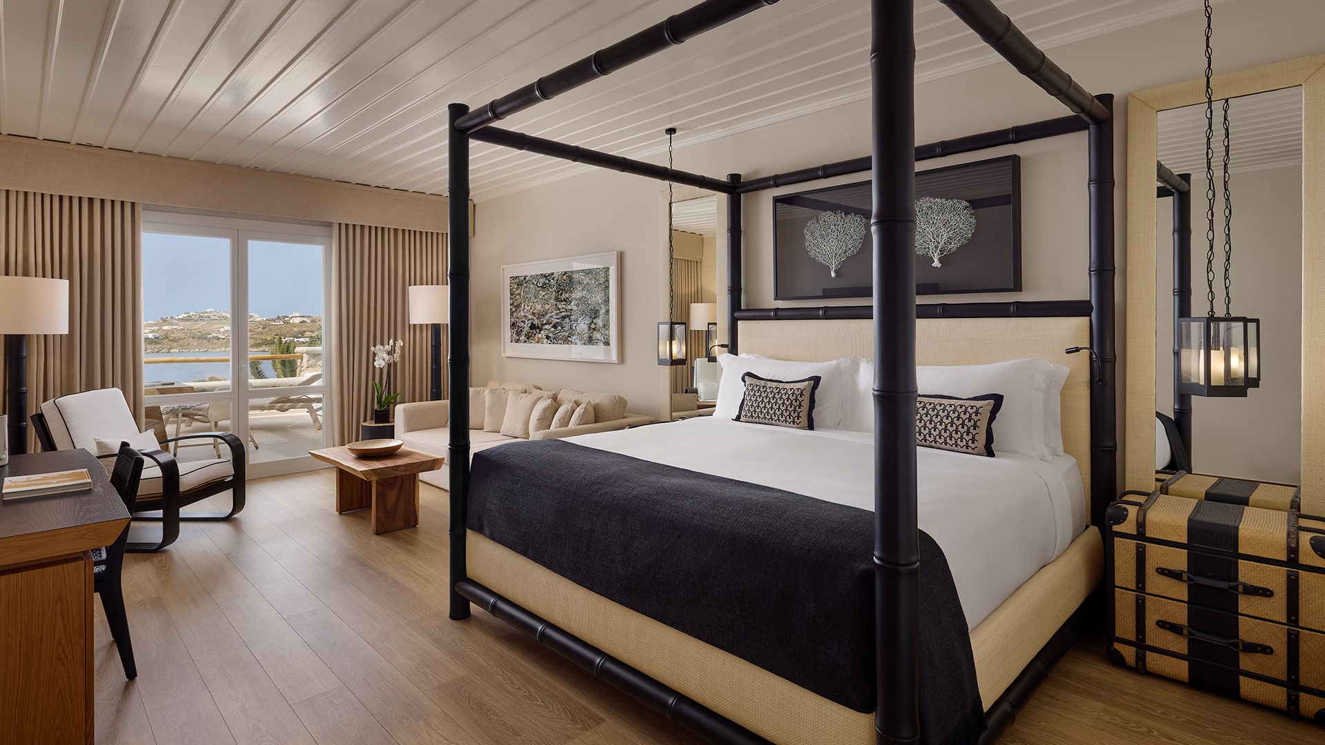RESORT SUITE
