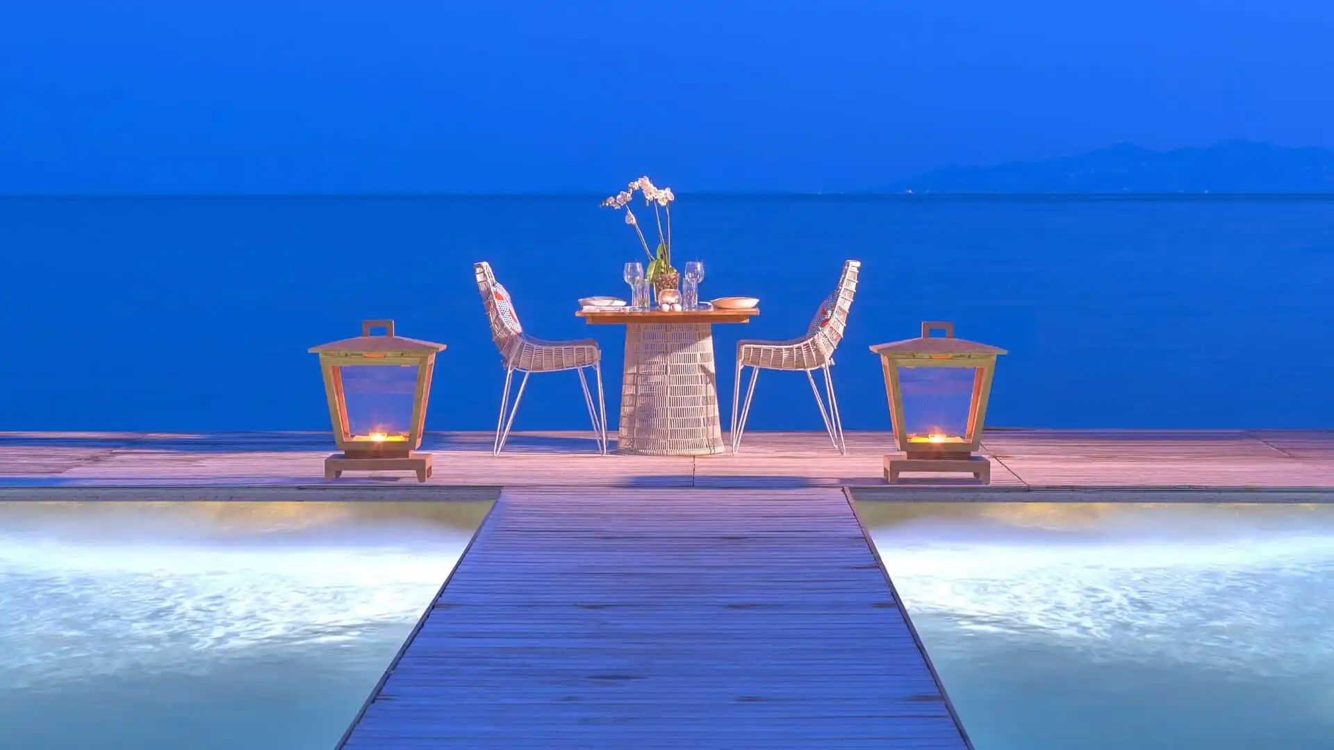 PRIVATE DINING