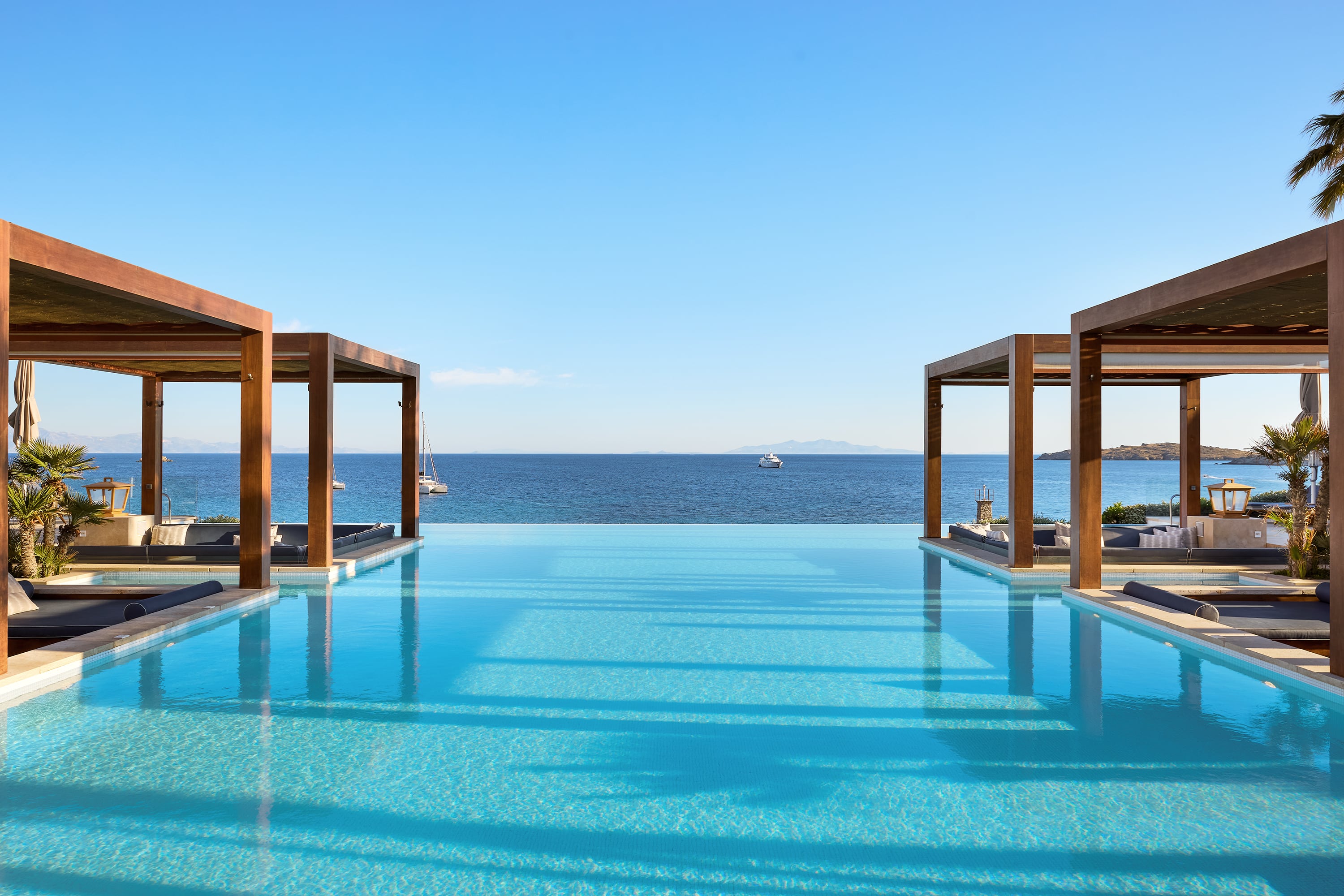 OASIS POOL